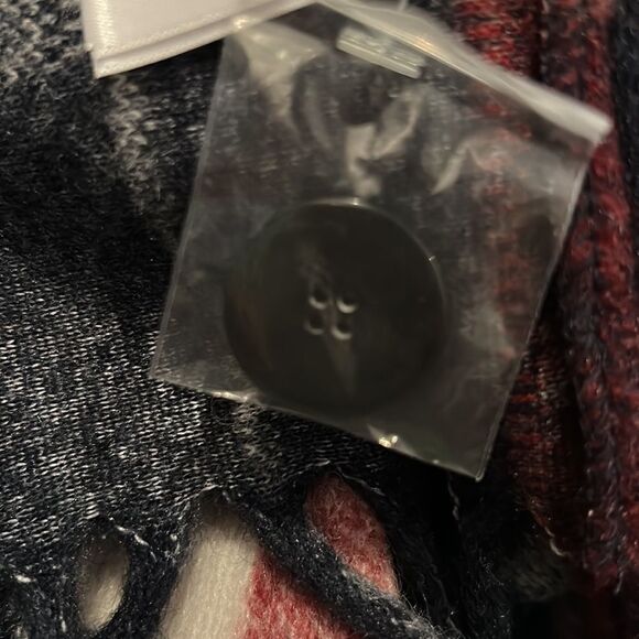 Tahari Coat - Picture 10 of 11